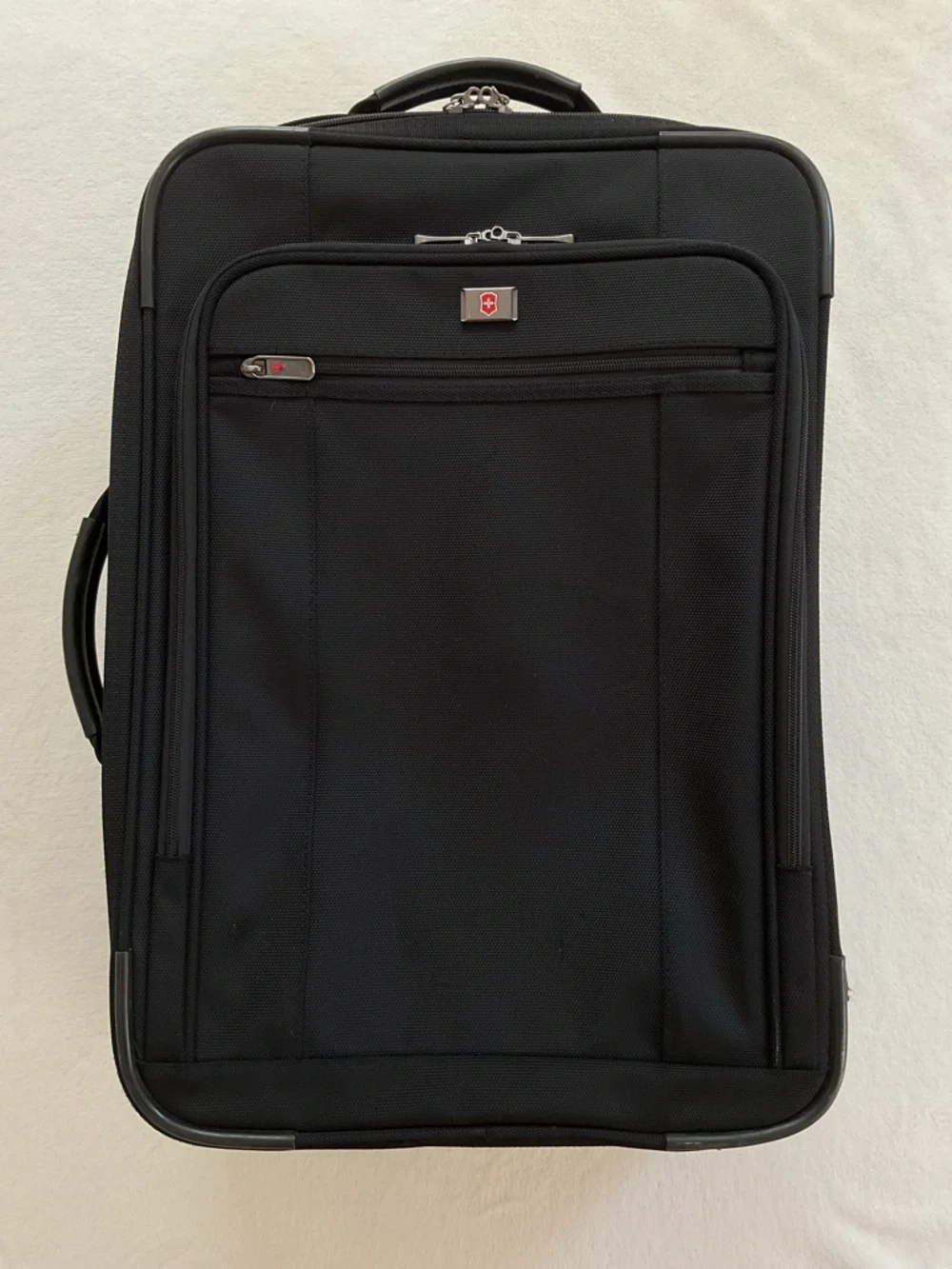 Victorinox Mobilizer NXT 5.0 Ultra Light 21” Carry-On Rollaboard